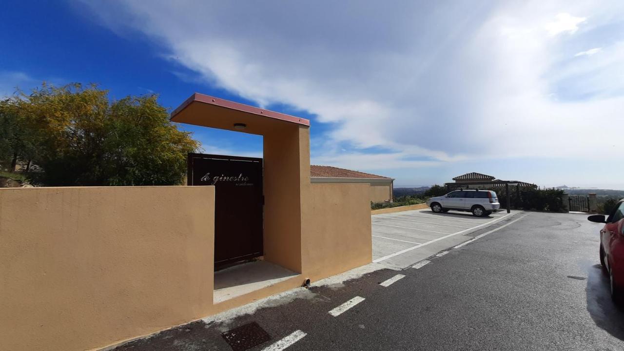 Golf & Sea Residence Is Molas Pula Exteriér fotografie